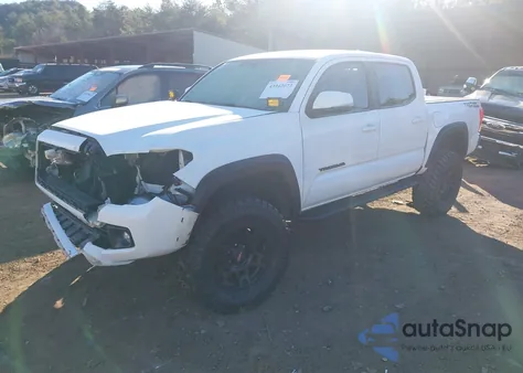 2017 Toyota Tacoma Trd Off Road из США, поврежденный, VIN 3TMAZ5CN2HM045478